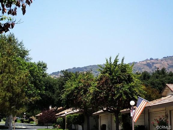 4th image of 179 Oak Forest Cir
