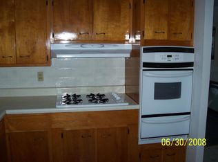 1353 Banbury Rd, Mundelein, IL 60060