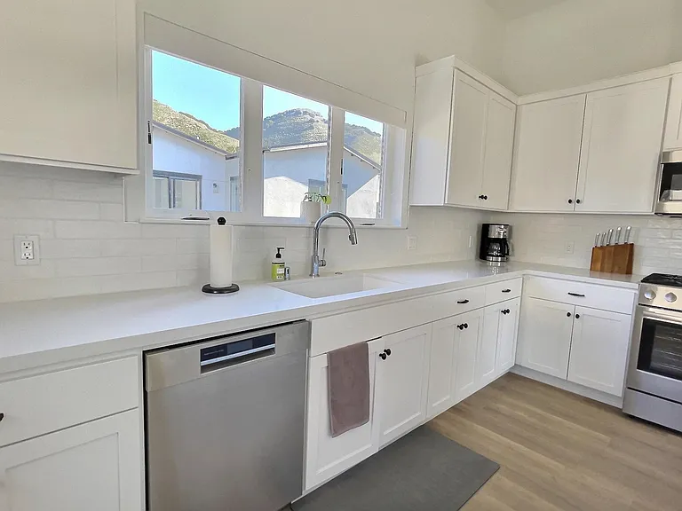 2201 Shell Beach Rd #10 — Photo 9