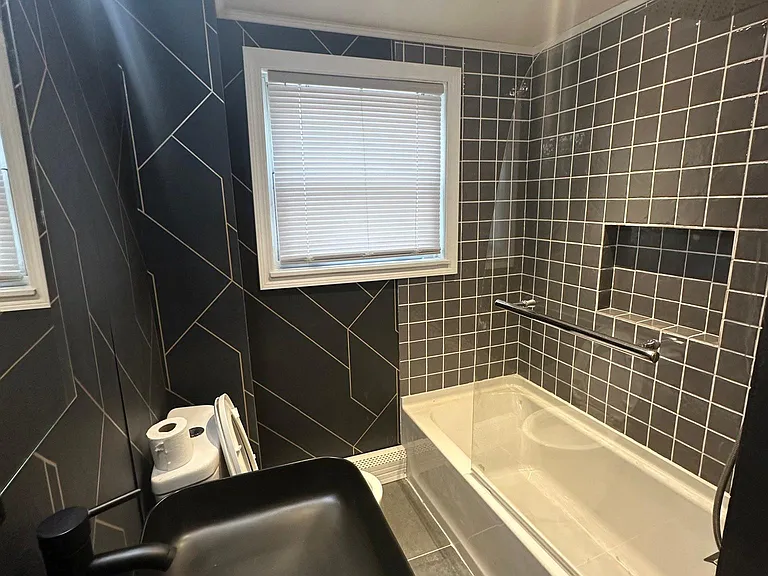 250 Veazie St #1 — Photo 9