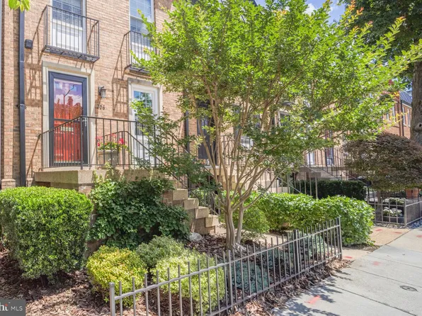 706 6th St SW, Washington, DC 20024