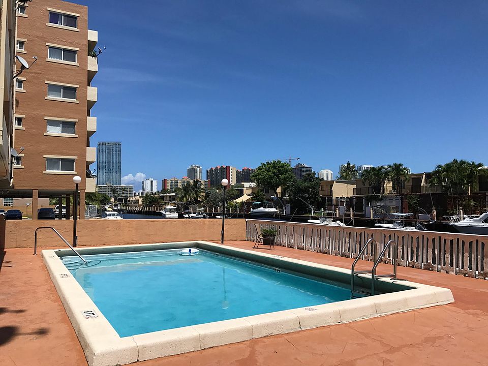1st image of 3800 NE 168th St APT 208
