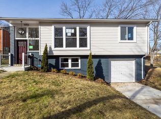 4456 Hilltop Ter SE, Washington, DC
