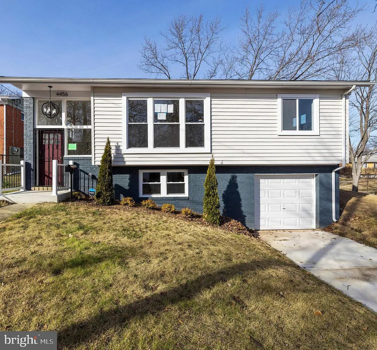 4456 Hilltop Ter SE photo 1