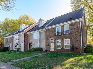 29 Skipwith Green Cir, Henrico, VA 23294