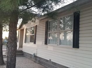 217 Carreta Ln, El Paso, TX 79927