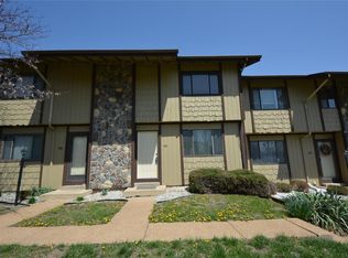 2802 Savoy Dr, Lake Saint Louis, MO 63367