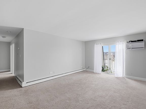 2nd image of 864 Winesap Ct #10307