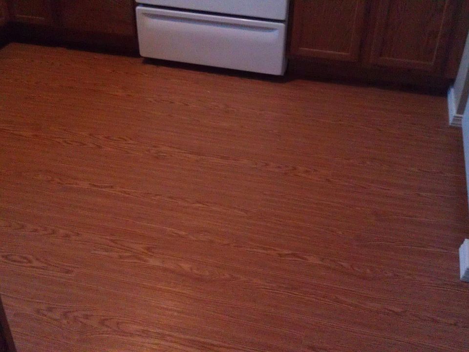 Kitchen, entry floowing
