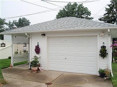 2nd image of 3202 Wales Ave