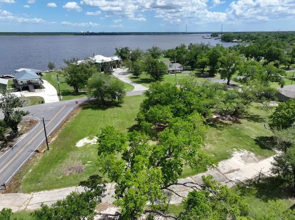 Marine Dr, Sulphur, LA 70665