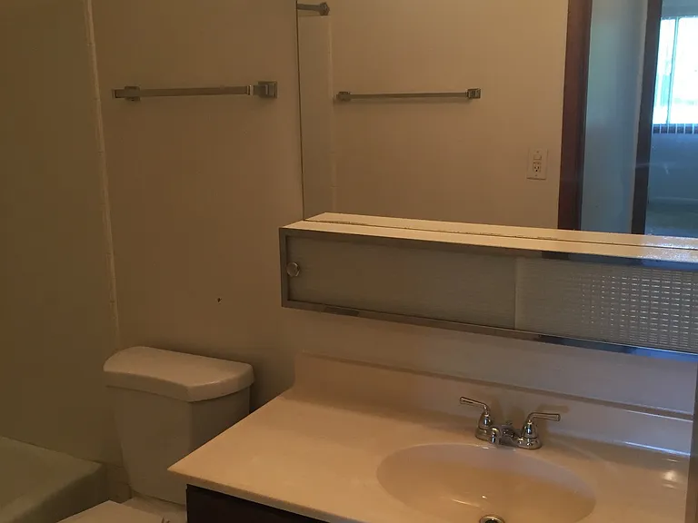 1740 North Ave — Photo 3