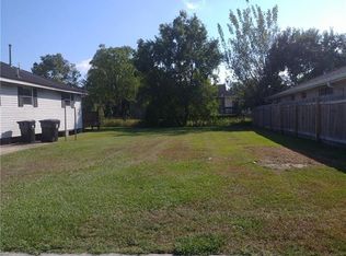 5706 N Derbigny St, New Orleans, LA 70117