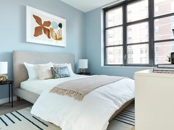 160 Front Street image 14 of 19