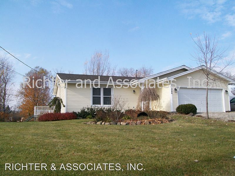1st image of 11566 N Shore Dr