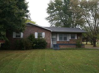 203 Sunset Dr, Crossville, TN 38555