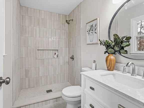 2nd image of 3457 Hope Valley Rd