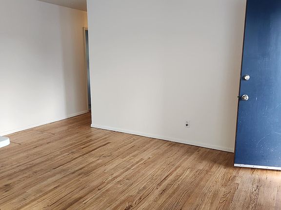 5th image of 1796 Skyline Dr