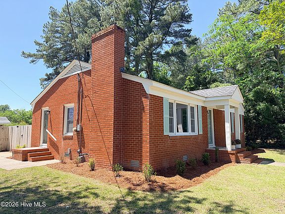 3rd image of 432 Pittman Drive