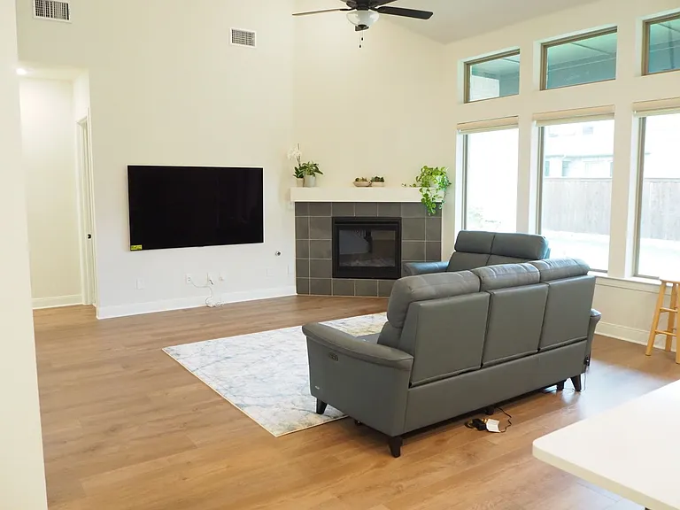 2613 Rosewood Way — Photo 7