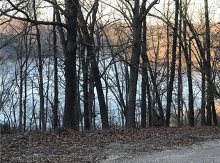 County Road 1520, Eureka Springs, AR 72632