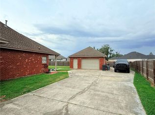 13795 Shady Hollow Dr, Denham Springs, LA 70726