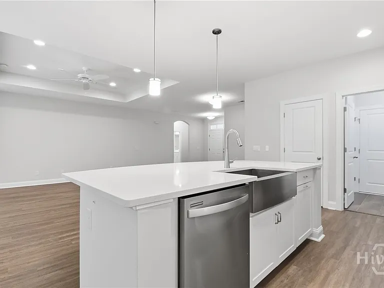 40 Washington Way — Photo 19