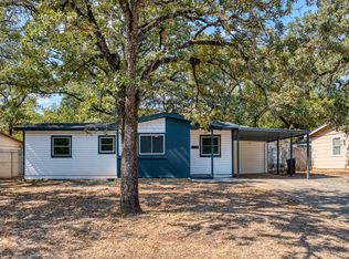 6416 Ava Court Dr, Fort Worth, TX 76112