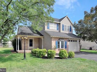 110 Gemstone Dr, Martinsburg, WV 25401