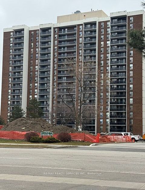 1st image of 21 Knightsbridge Rd #805