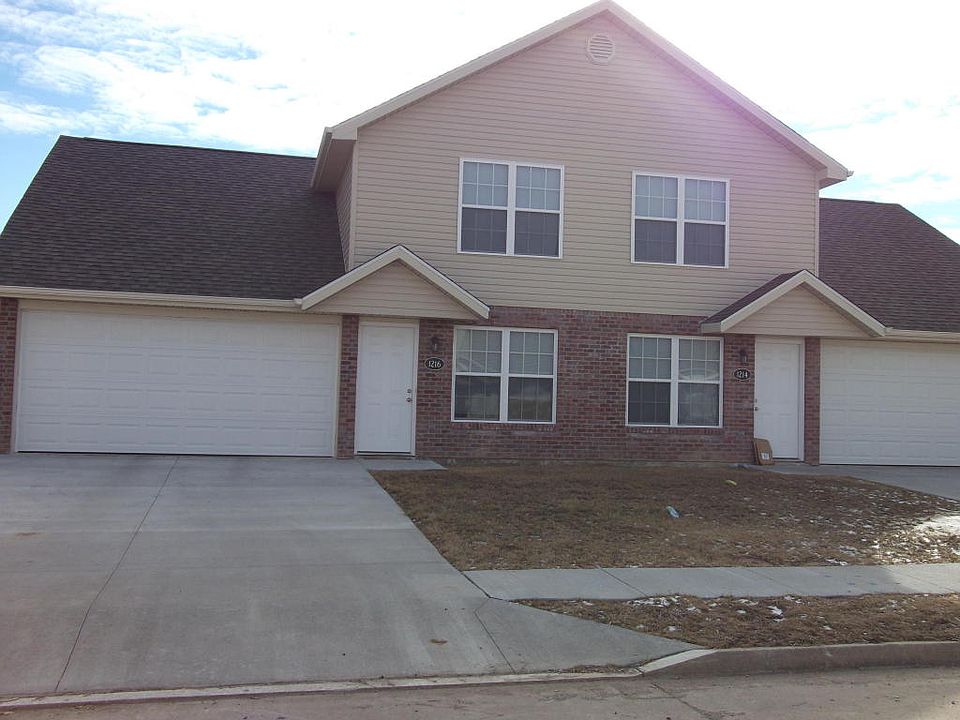 2nd image of 1214-1216 N Remington St #2