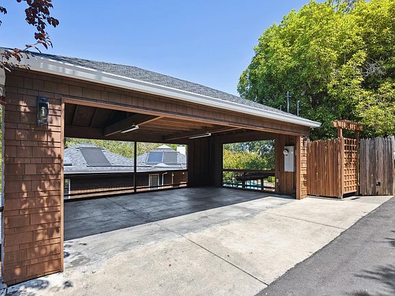 2nd image of 39 Mirabel Avenue