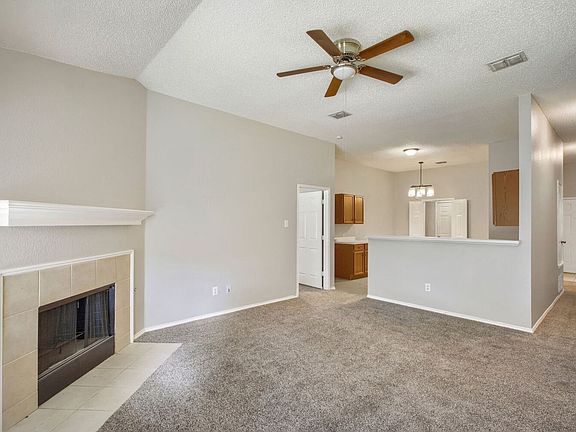 2nd image of 1107 Cumberland Dr