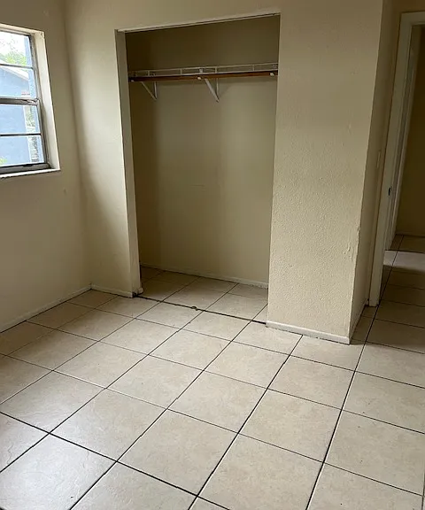 318 E Phoenix St — Photo 10