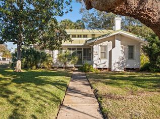 106 Banana St, Tarpon Springs, FL 34689