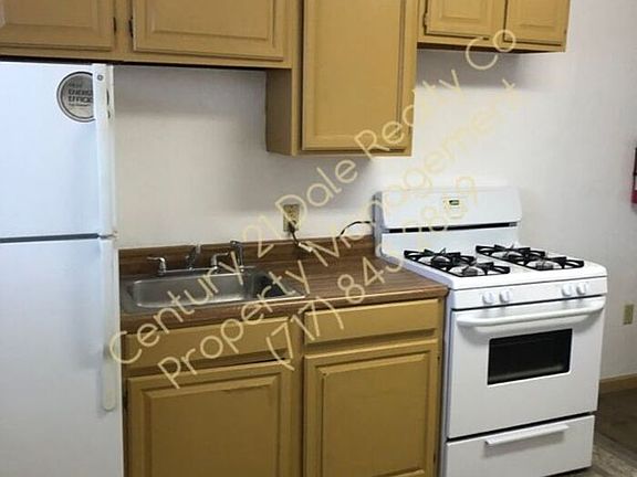 3rd image of 341 S Albemarle St #1