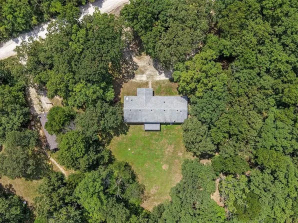 4483 Victoria Station Rd, De Soto, MO 63020
