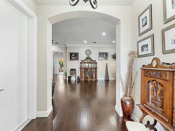 5th image of 4328 Pomelo Boulevard