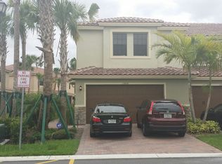 13010 Riverwalk Cir N, Plantation, FL 33325
