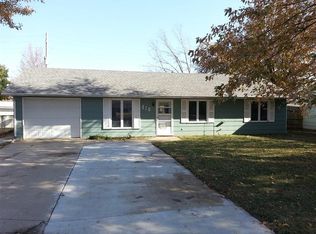414 Aspen Dr, Emporia, KS 66801