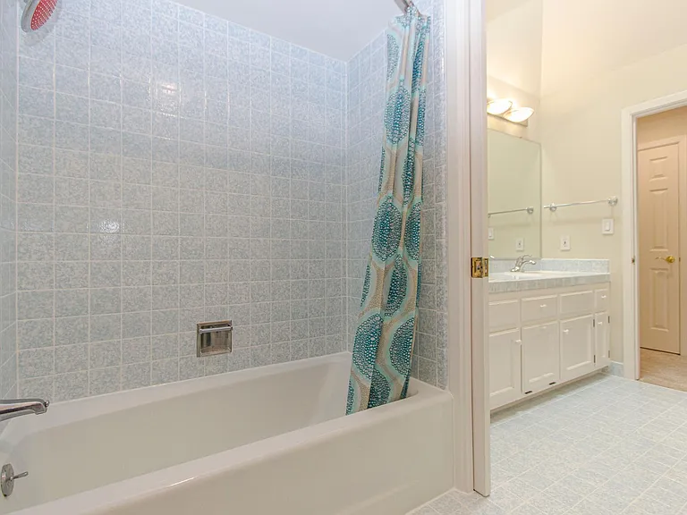 955 Kelley Ct — Photo 30