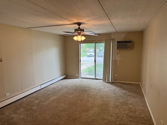 2nd image of 266 Shorewood Dr #Gc