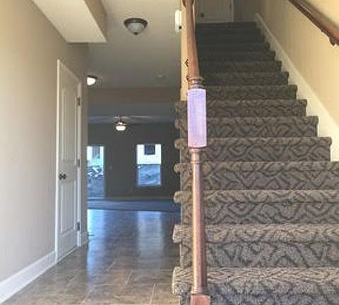 4th image of 9416 N Amoret Ave
