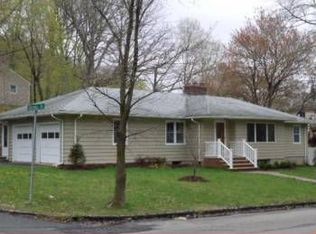 94 Perry St, Dover, NJ 07801