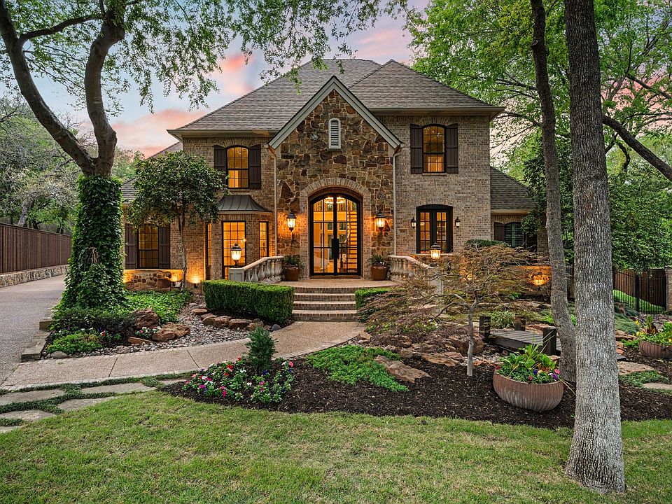 1st image of 800 Huntington Ct