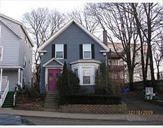 2nd image of 68 Hollingsworth St