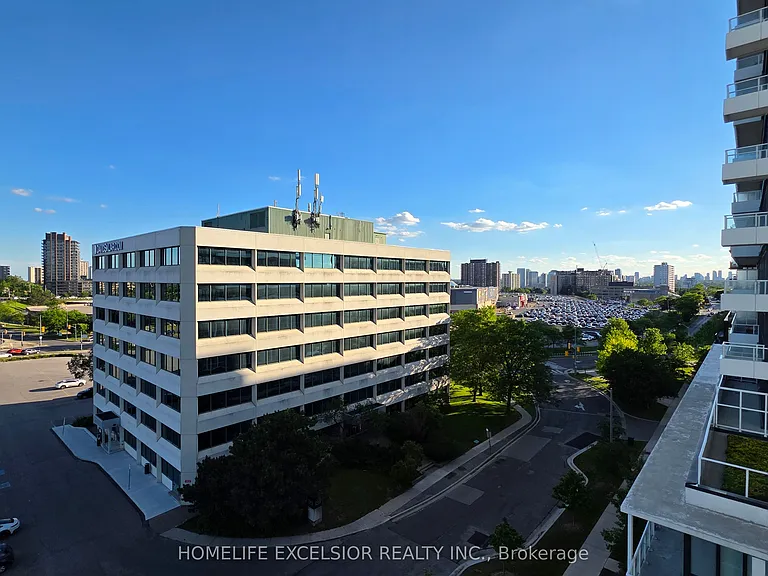 188 Fairview Mall Dr #829 — Photo 14