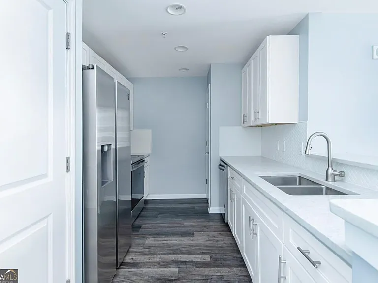 3040 Peachtree Rd NW #613 — Photo 9