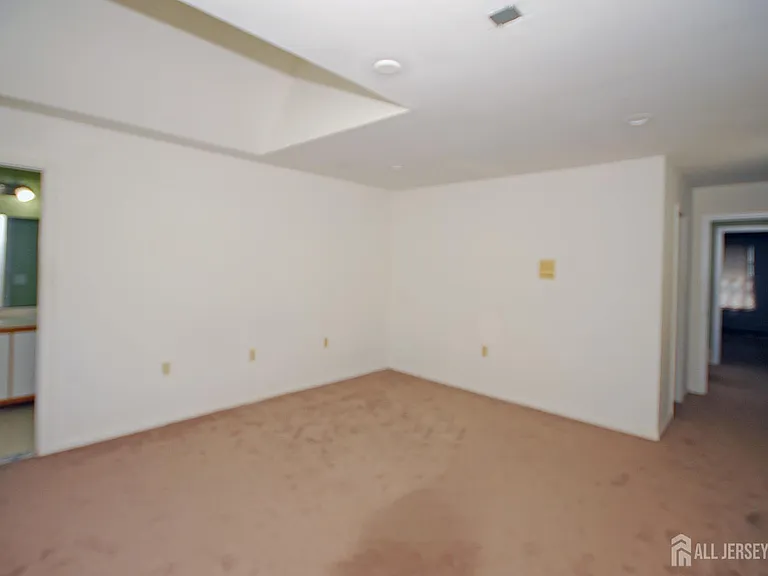 96 Brewster Cir — Photo 20