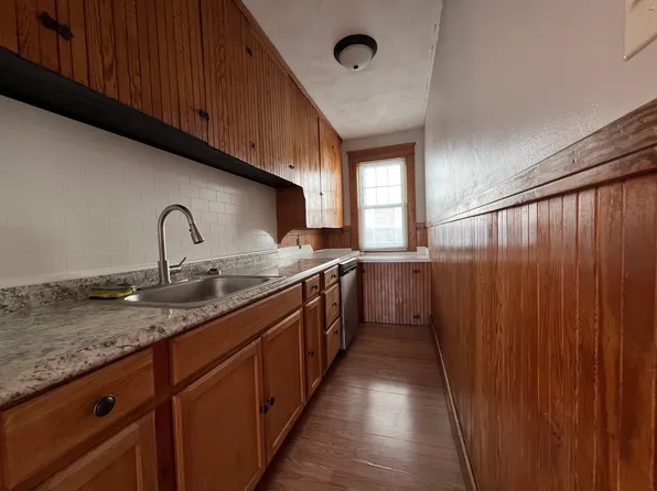 (undisclosed Address), Worcester, MA 01604